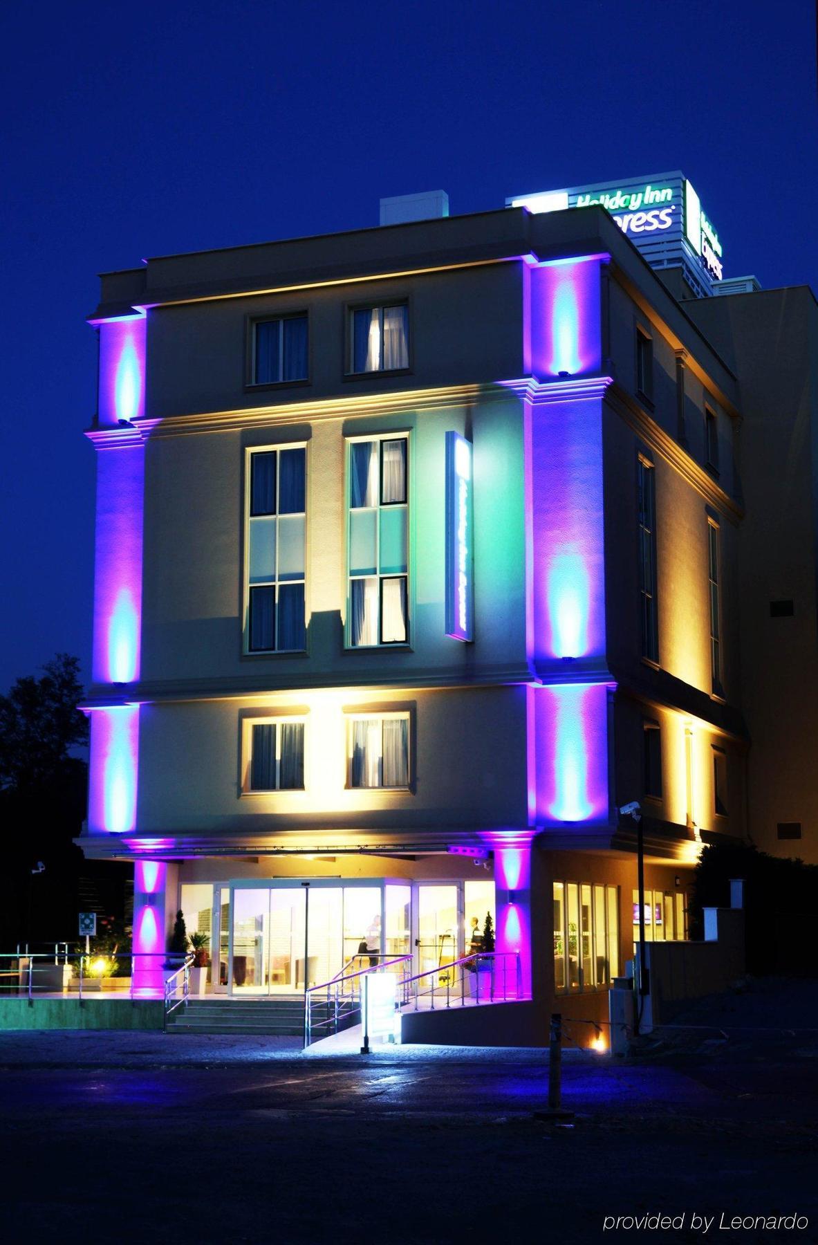 Holiday Inn Express Istanbul-Altunizade By Ihg Luaran gambar